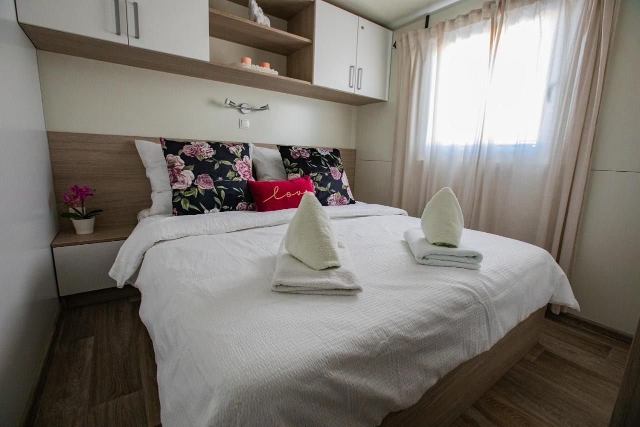 Mobile Home Whit Sea View Lavojesa Drage Kültér fotó
